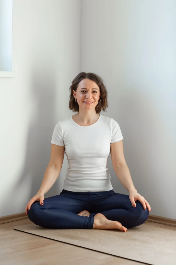 online yoga lehrerin christina hruby